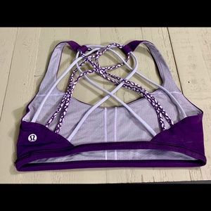 Lululemon free to be wild bra size 6